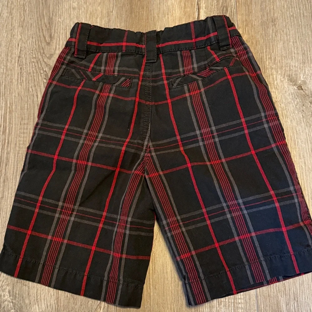 Tony Hawk Black & Red Plaid Kids Shorts